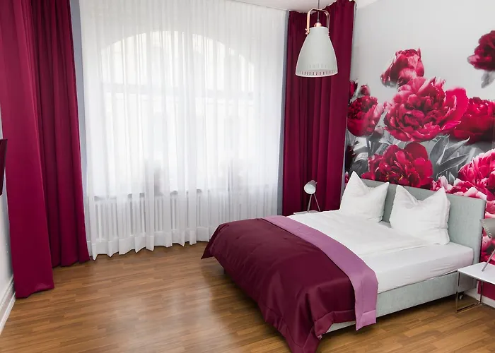 Reverey * Kontaktloser Self Check-in * Ганновер